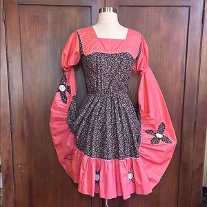 Coral and Black Floral Patio Dress with Puff Sleeves S